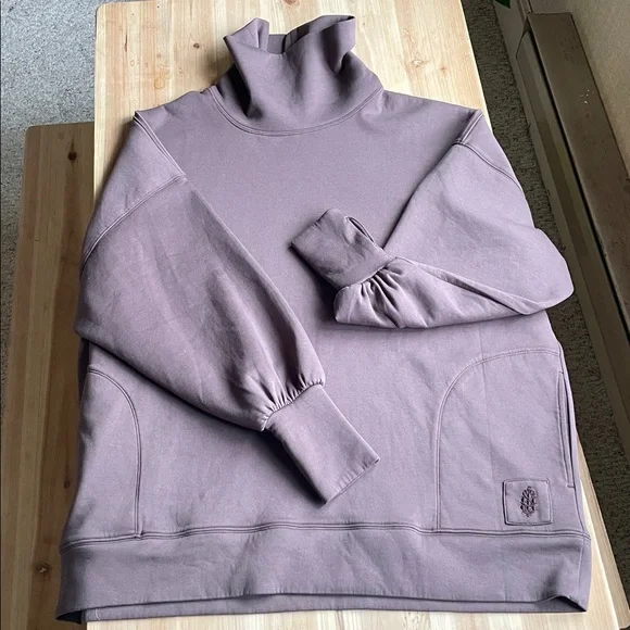 Free People Movement Slouchy Oversized Turtleneck Pullover Sweater Brown NEW - Picture 8 of 13